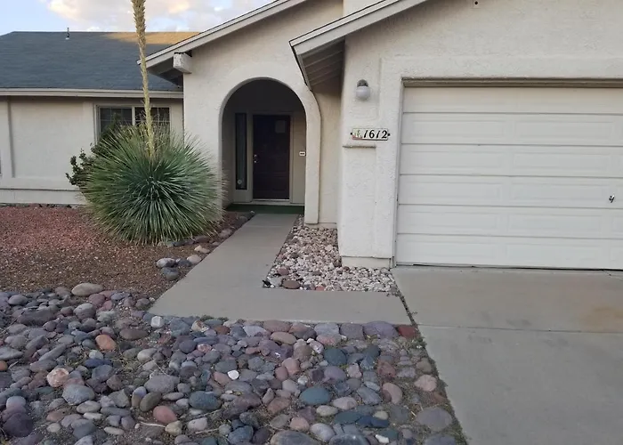 Quiet Neighborhood Off La Canada * Tucson